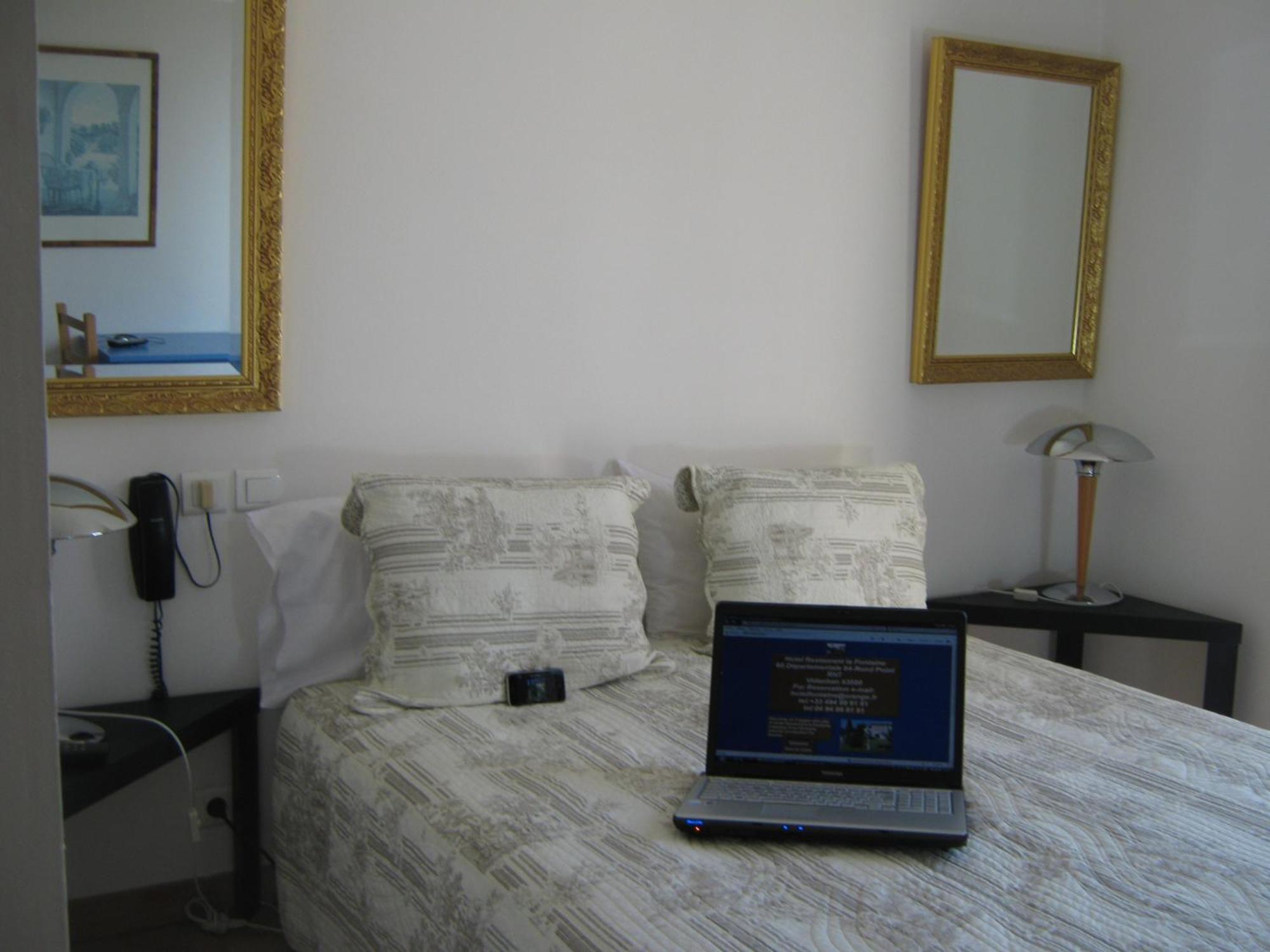 La Fontaine Hotel Vidauban Bagian luar foto